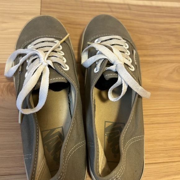 Grey Canvas Vans (Women’s 7 / Men’s 5.5) - Picture 4 of 6